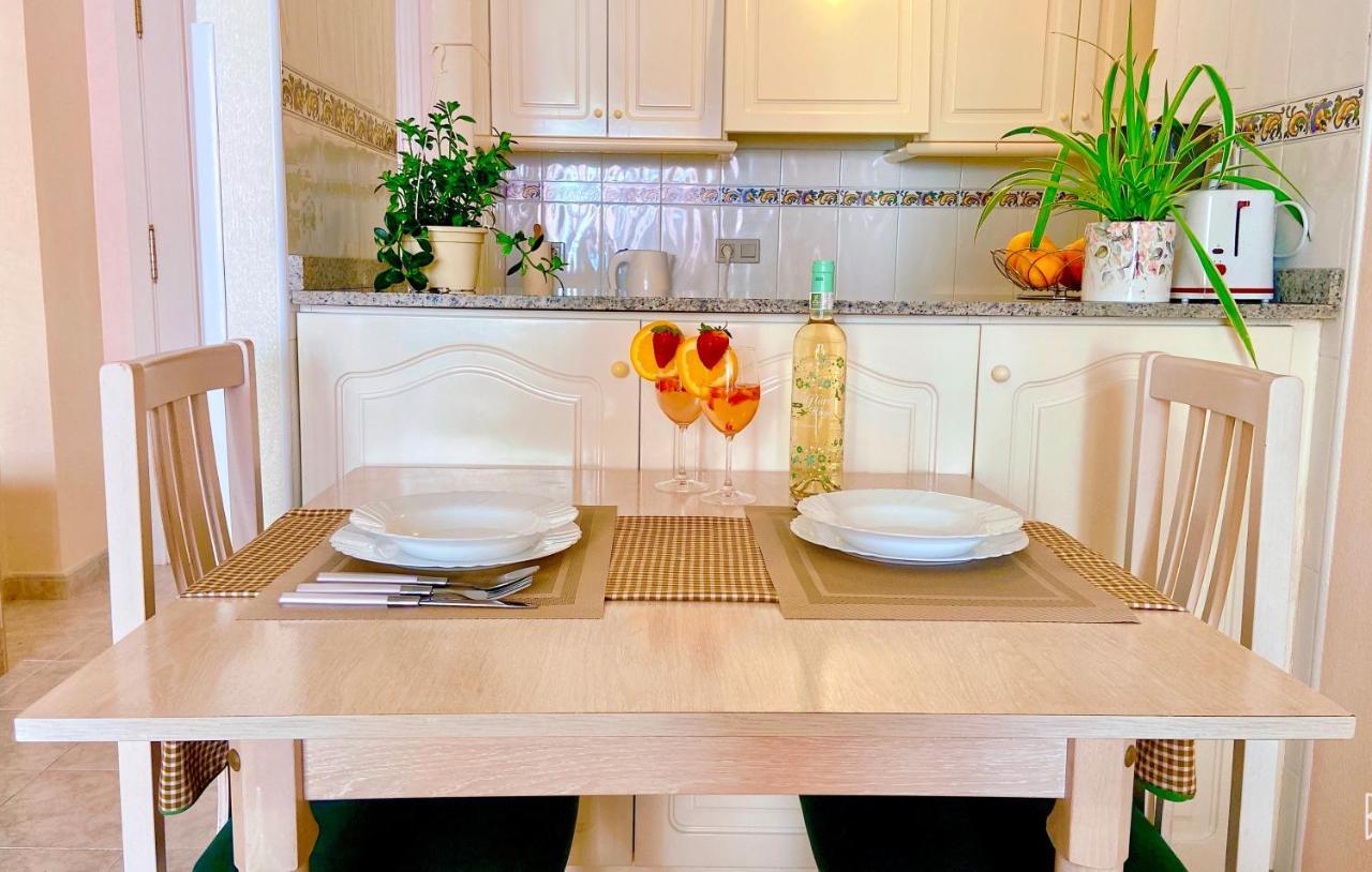 Beautiful Apartment Near Playa De Los Locos Torrevieja Zewnętrze zdjęcie